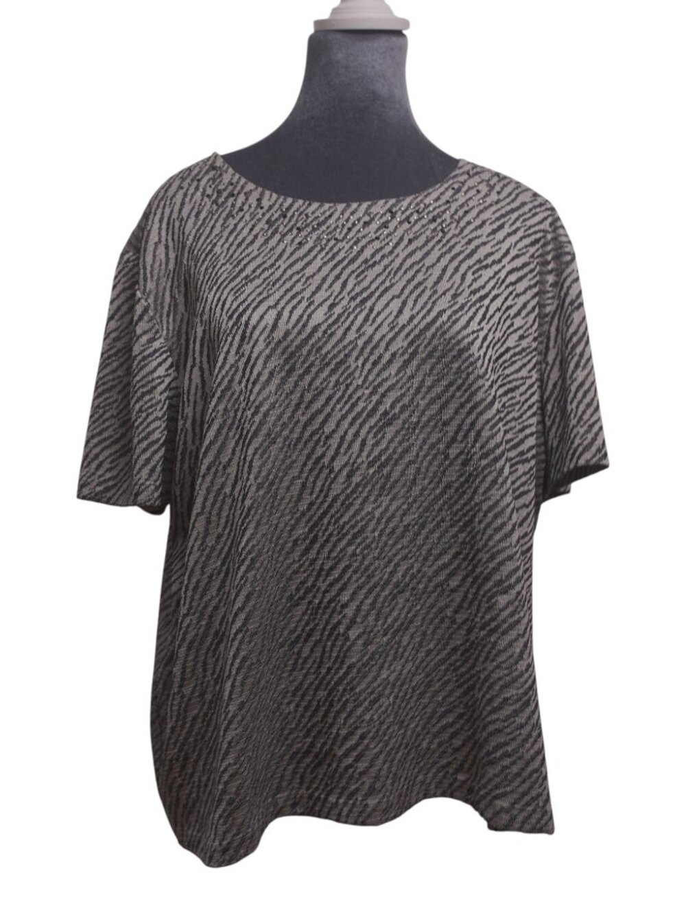 Alfred Dunner Zebra Print Metallic Top XL Lagenlook Animal Print Tee